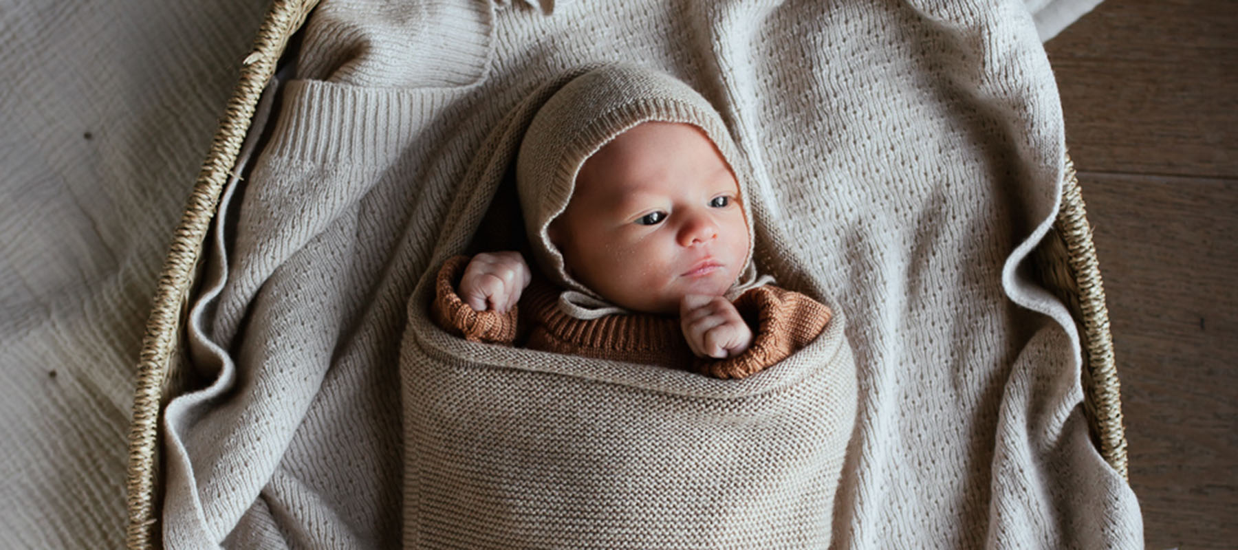 Kuscheliges aus Merinowolle - Decken, Kissen, Pucktücher uvm - im Bild: Accessoires von hvid