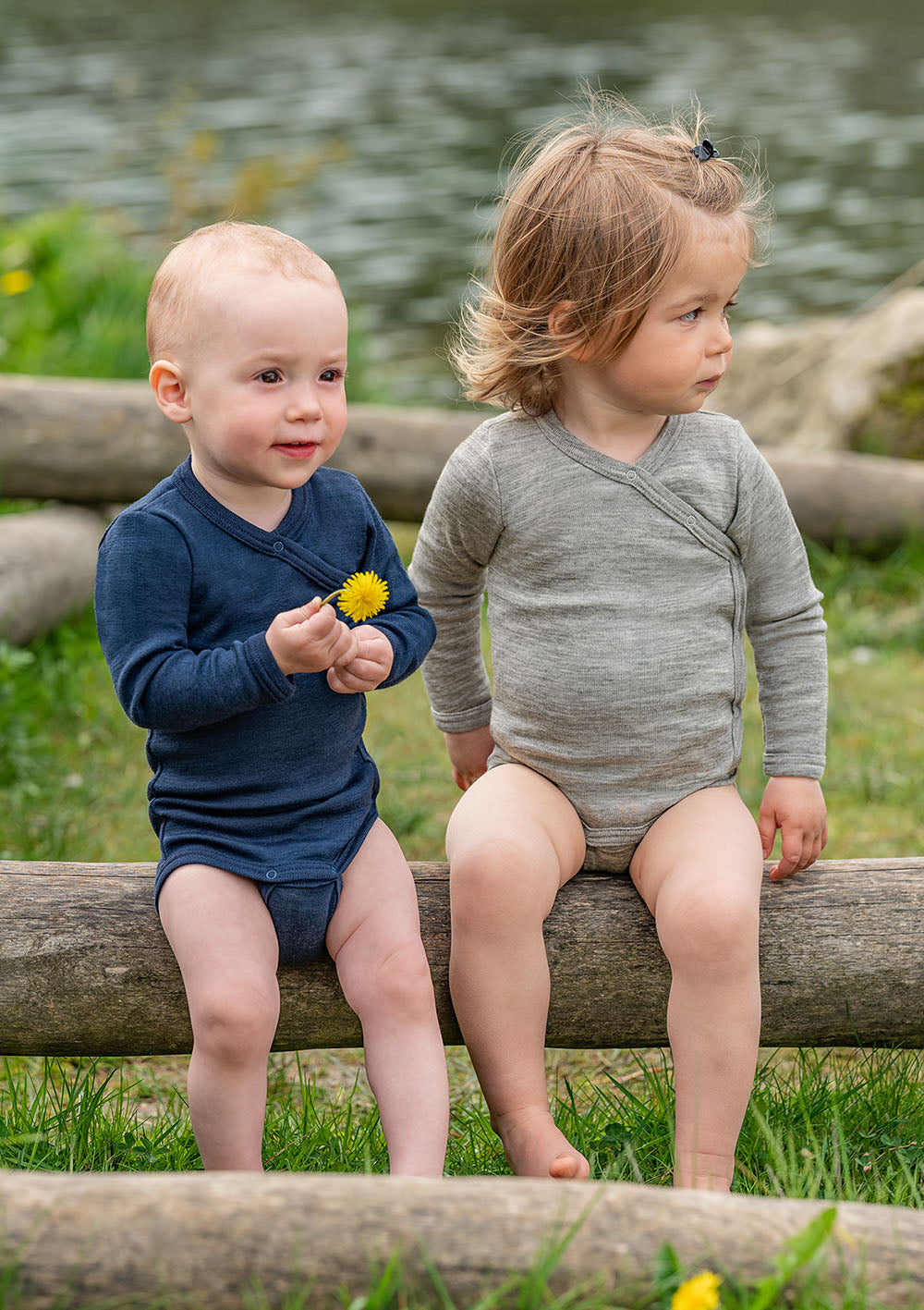 Wolle/Seide Wickelbody Langarm hellgrau melange