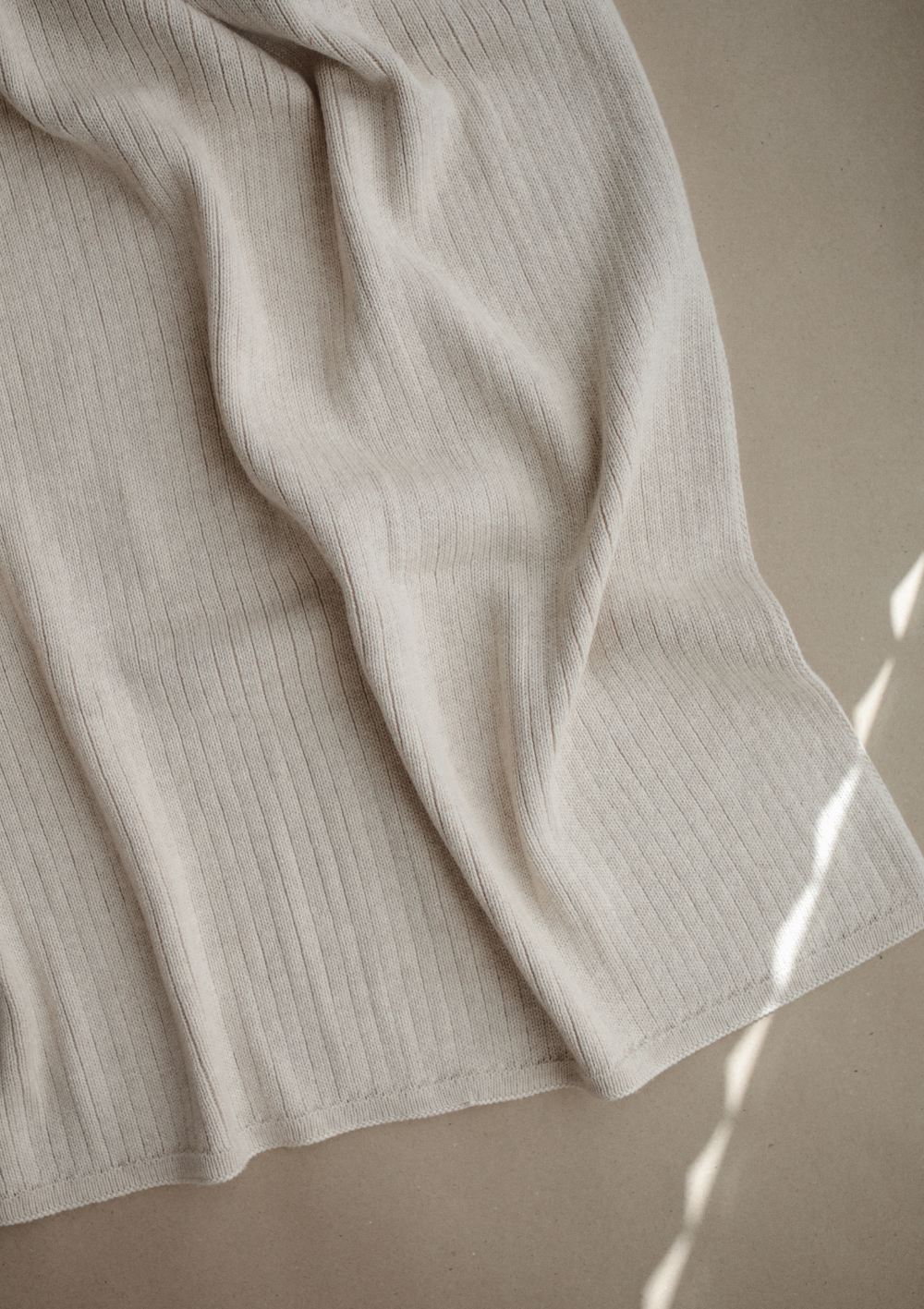 Mushie Strick-Babydecke Beige Melange