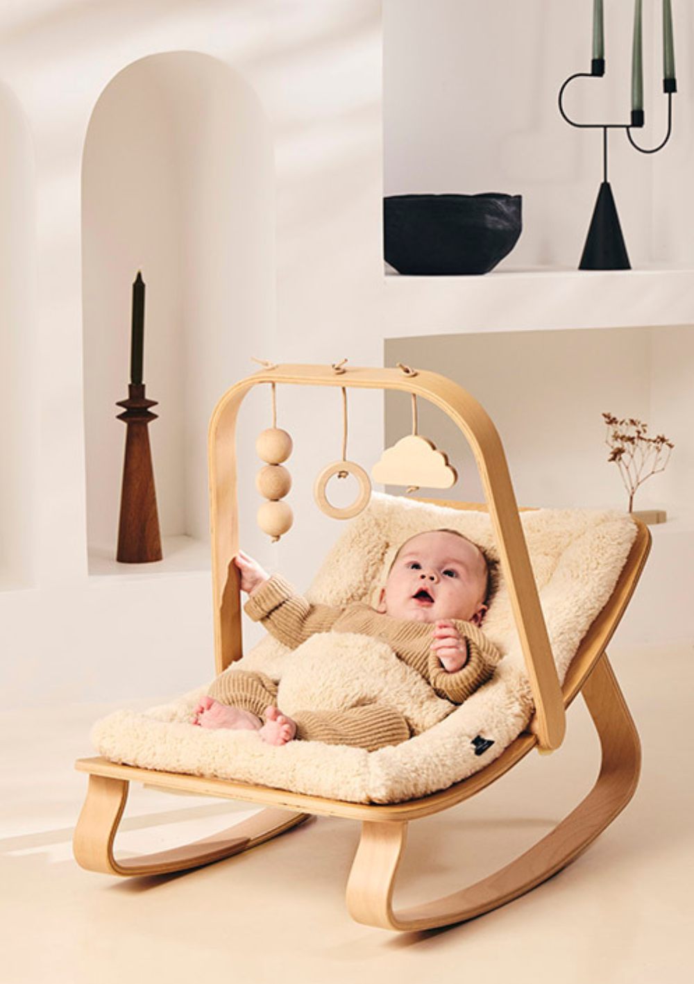 Charlie Crane Babywippe 'LEVO' Fur Milk