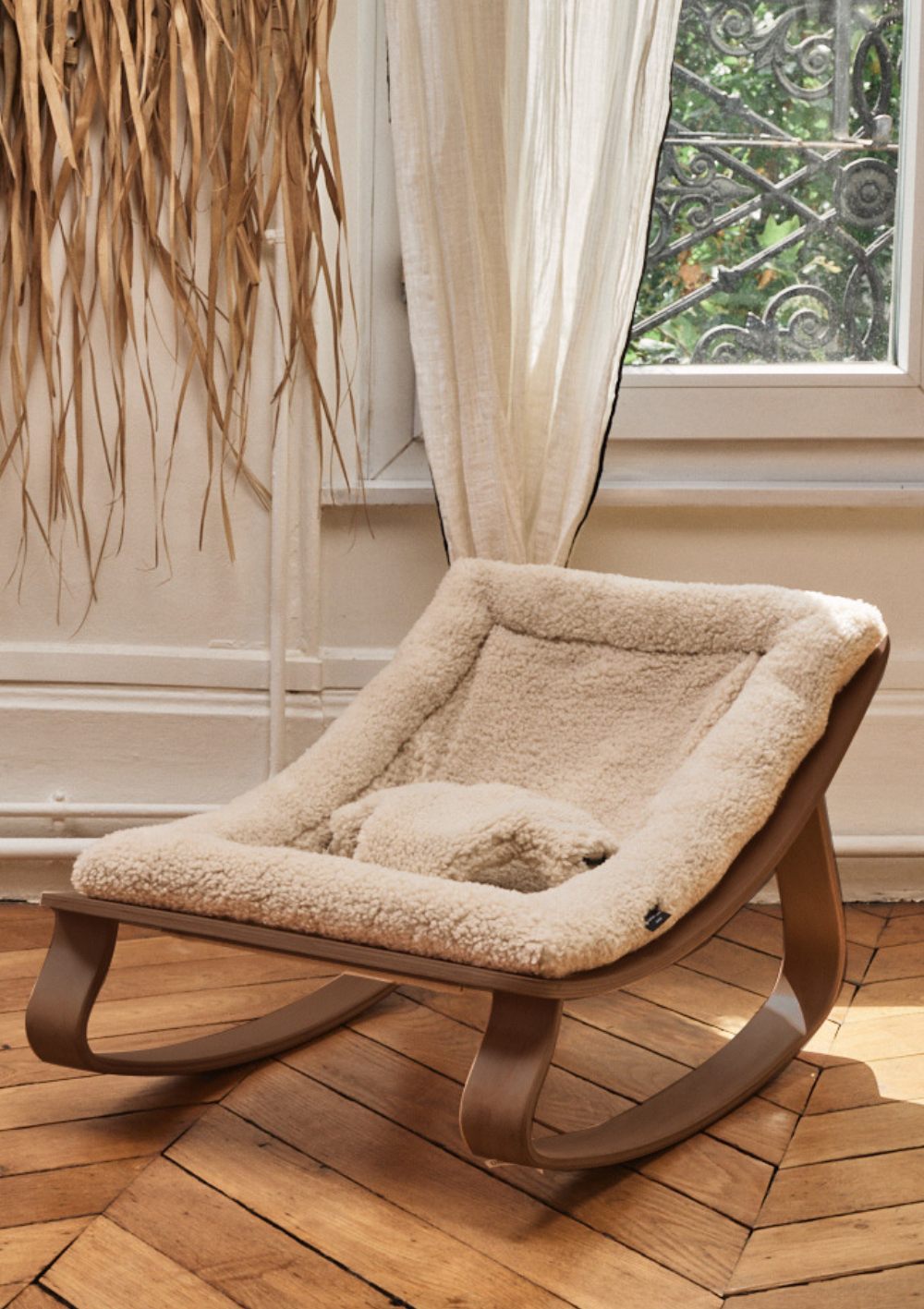 Charlie Crane Babywippe 'LEVO' Fur Milk