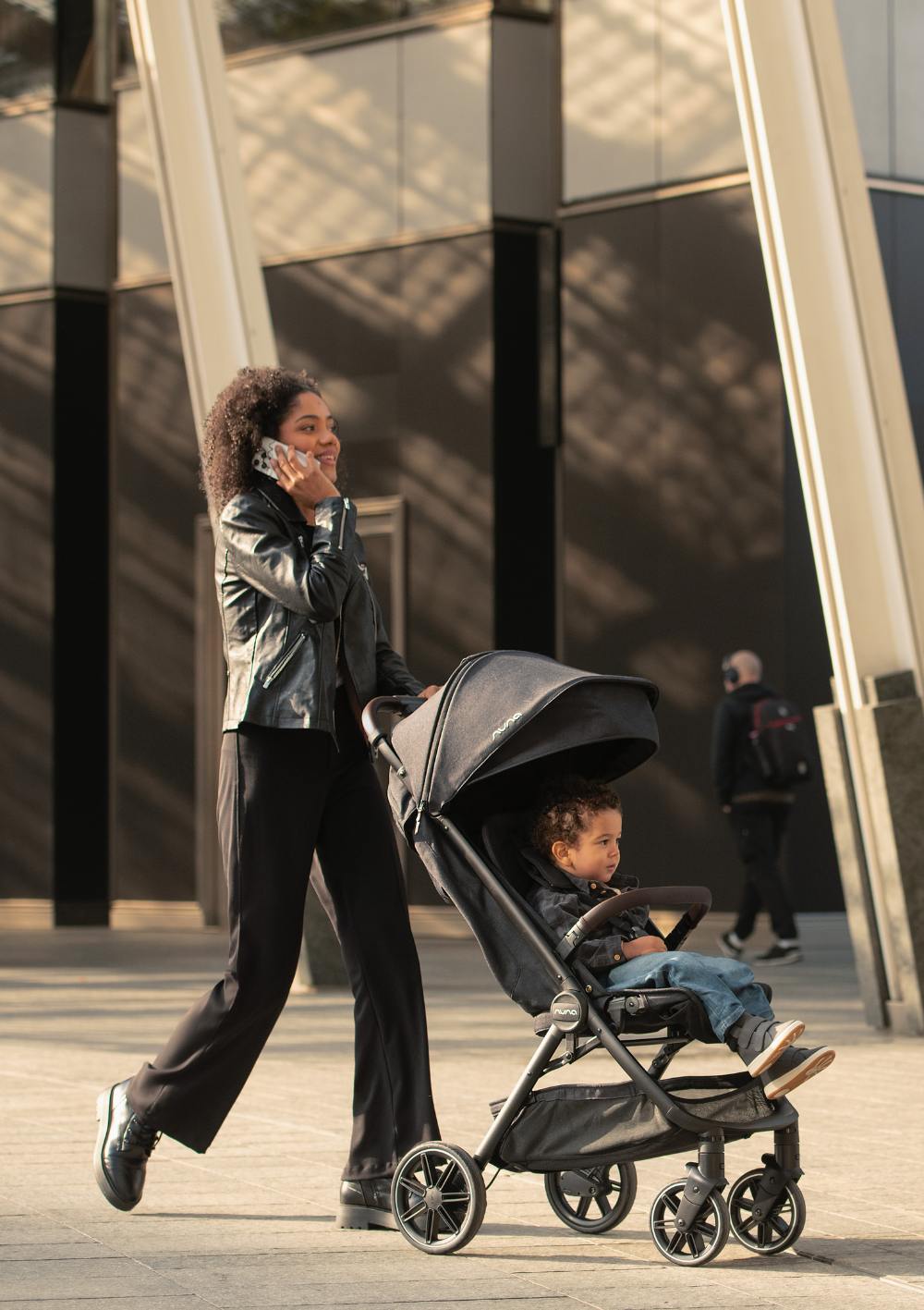 Nuna TRVL lx Buggy Caviar