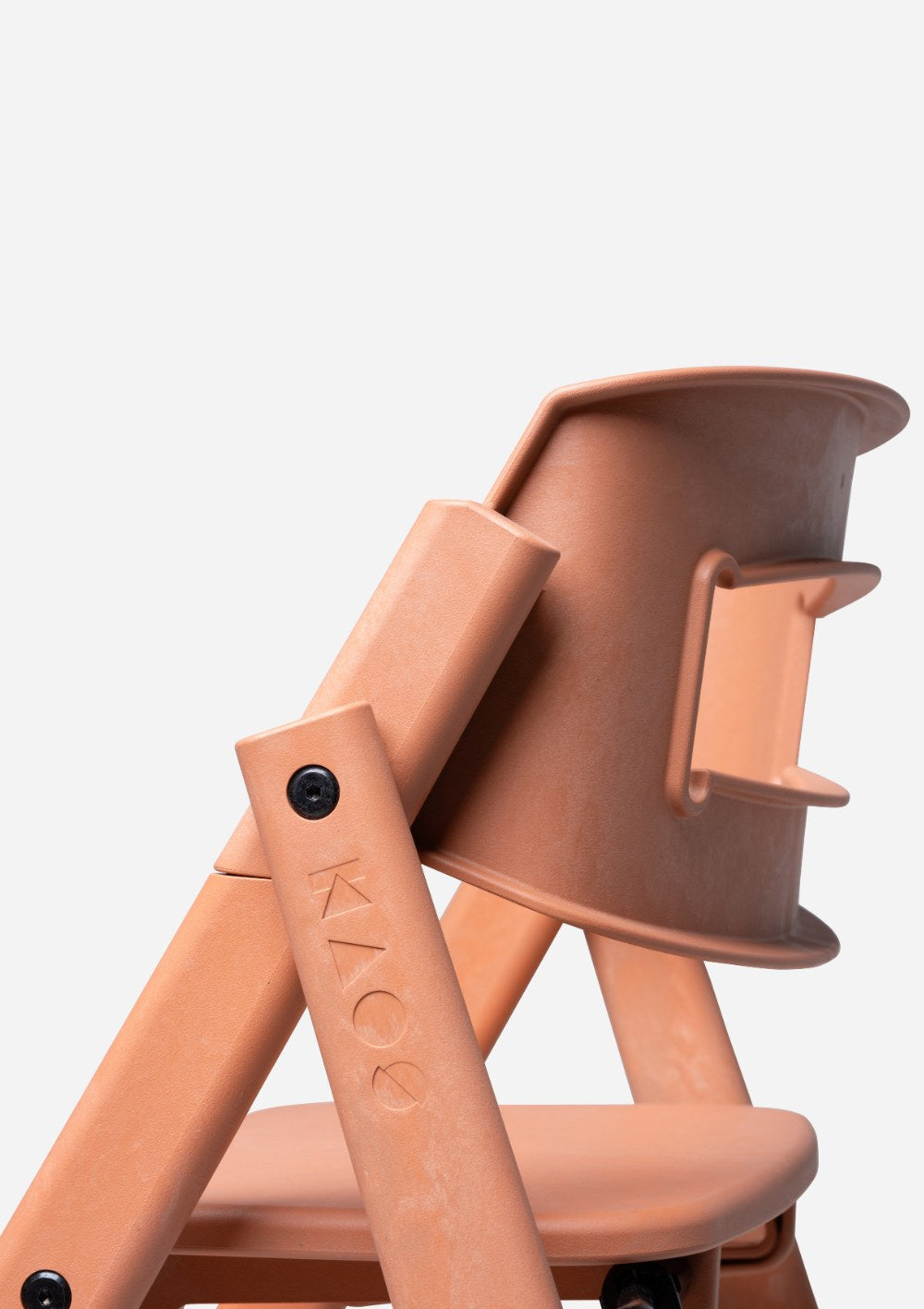 KAOS Hochstuhl Klapp Recycelter Kunststoff Terracotta Pink