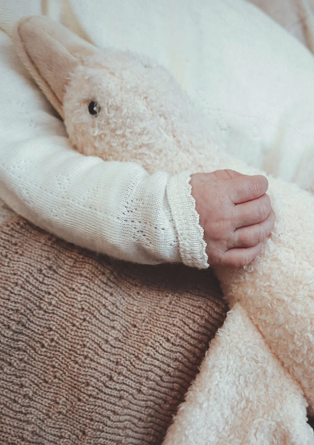 Kuscheltier mit Spieluhr 'Liva' Beige (wiederaufladbar)