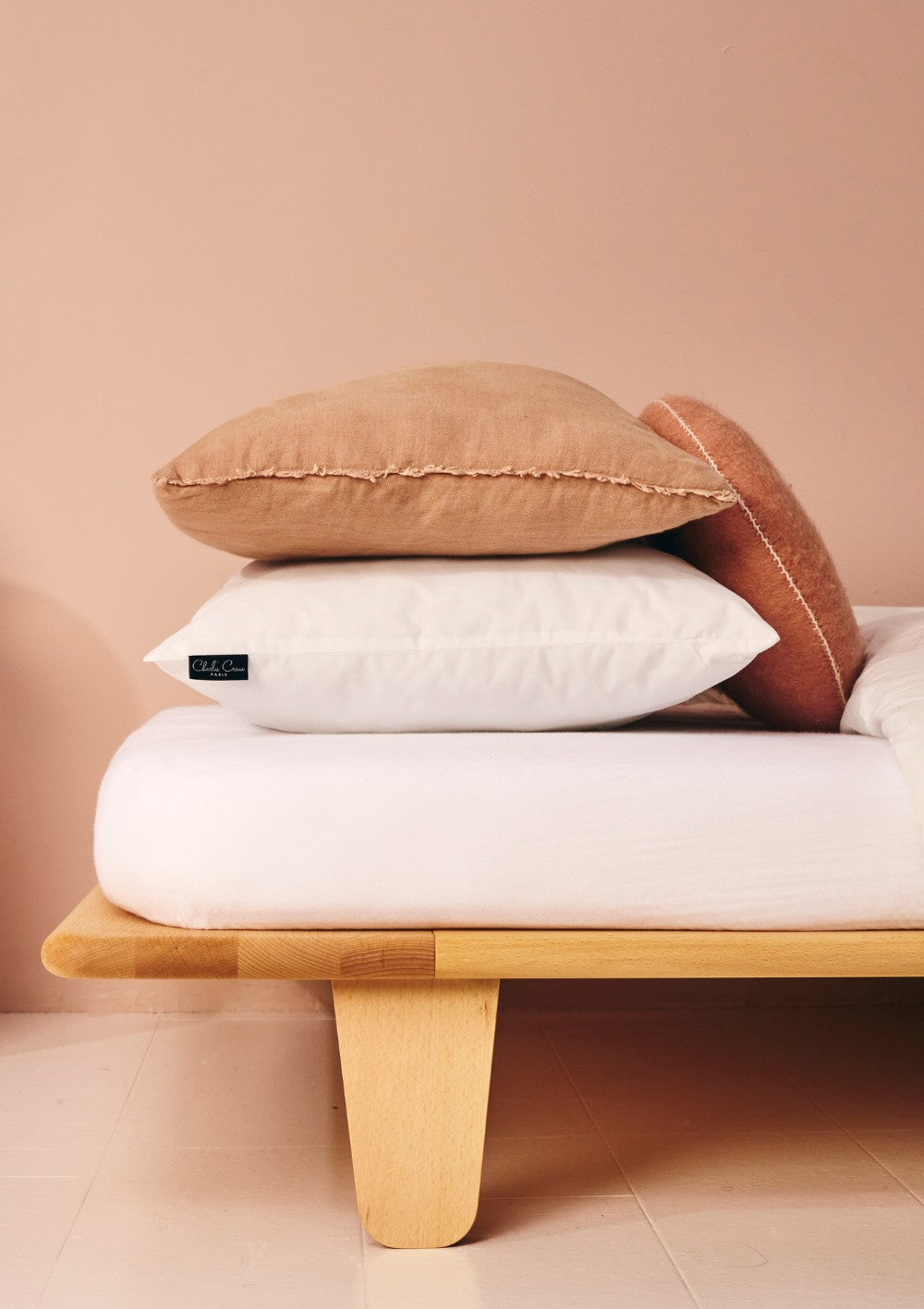 Charlie Crane Juniorbett 'Yomi'