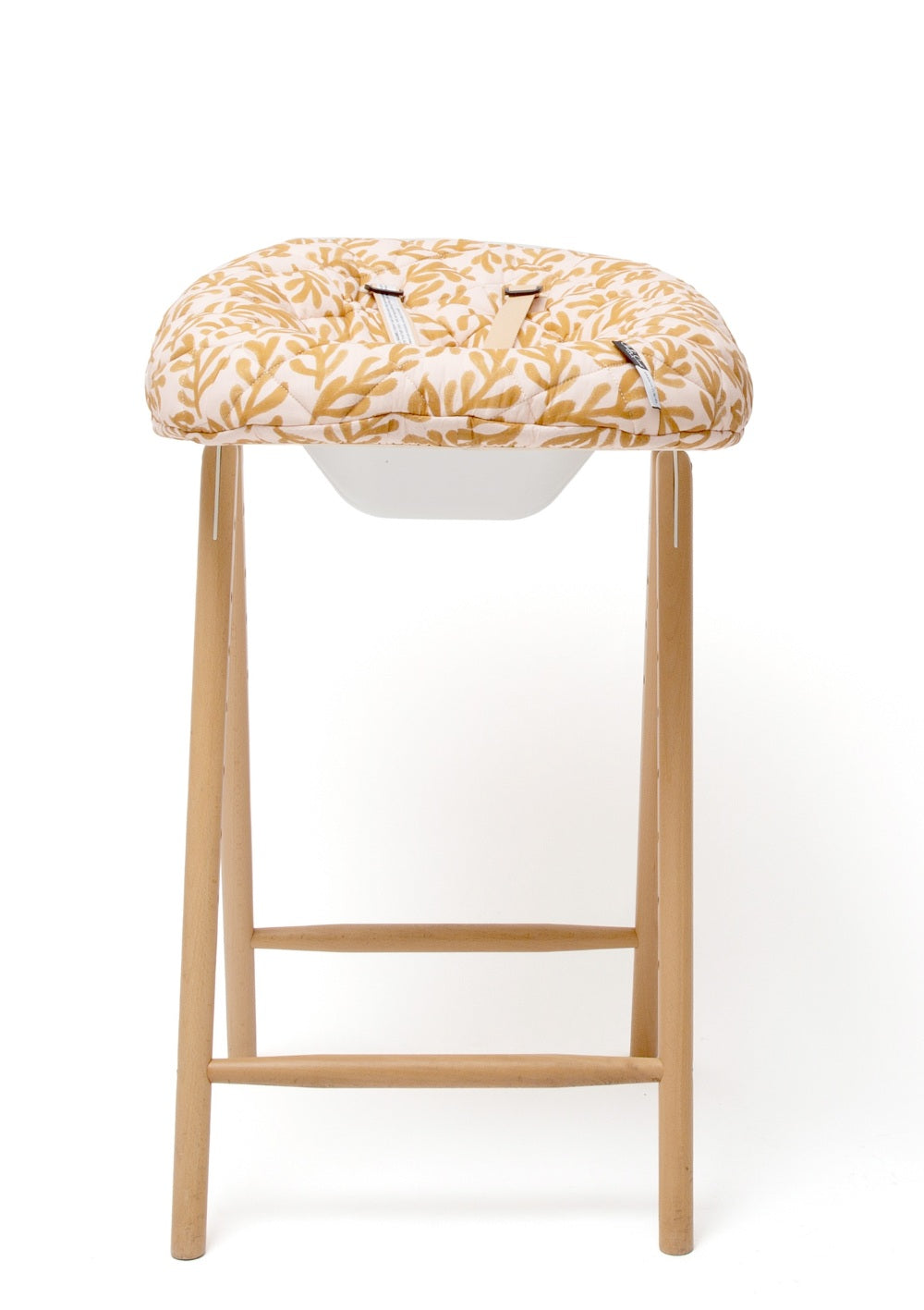 Charlie Crane Neugeborenen-Aufsatz für 'TOBO' Season Paper