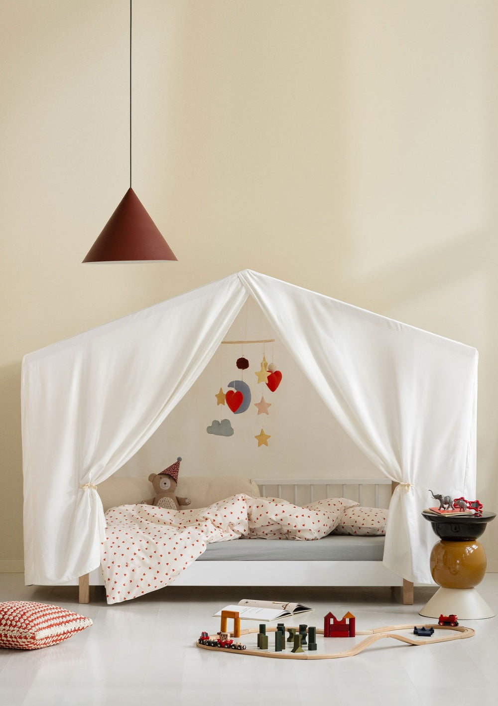 Oliver Furniture Hausbett 'Wood Original' Weiß / Eiche 200 x 90 cm