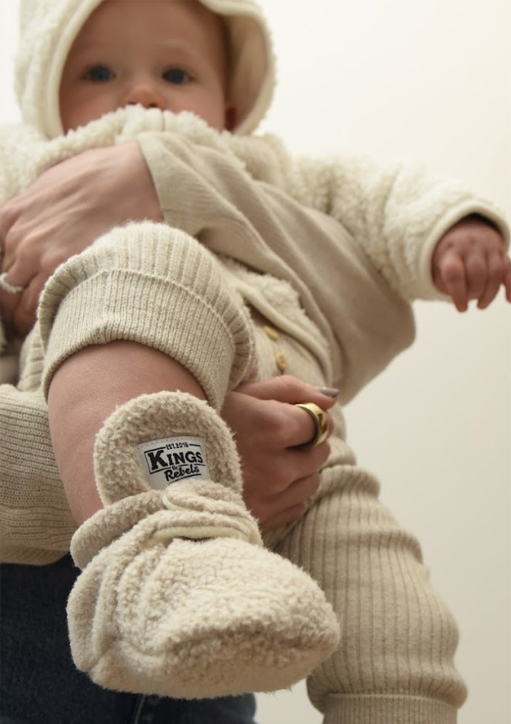 Kings & Rebels Baby Booties Teddy Beige
