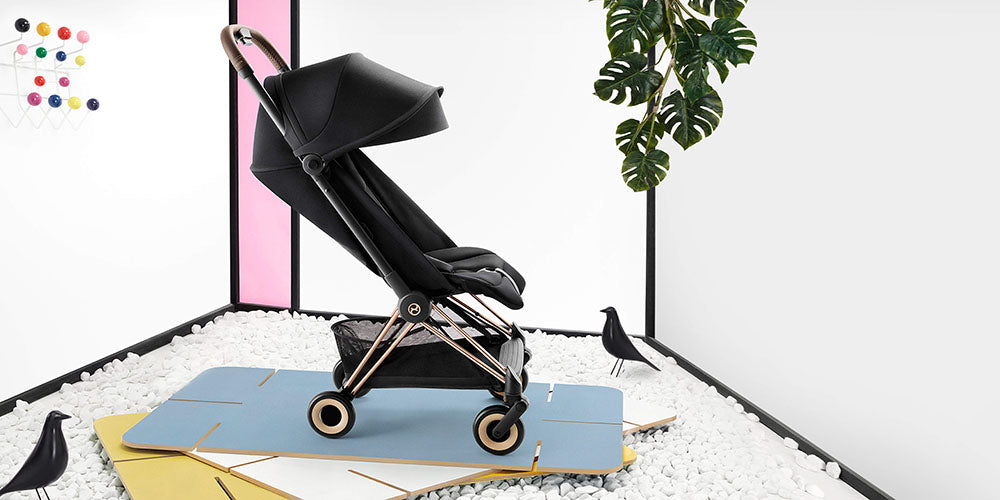 Cybex Coya Kinderwagen Lifestyle Bild