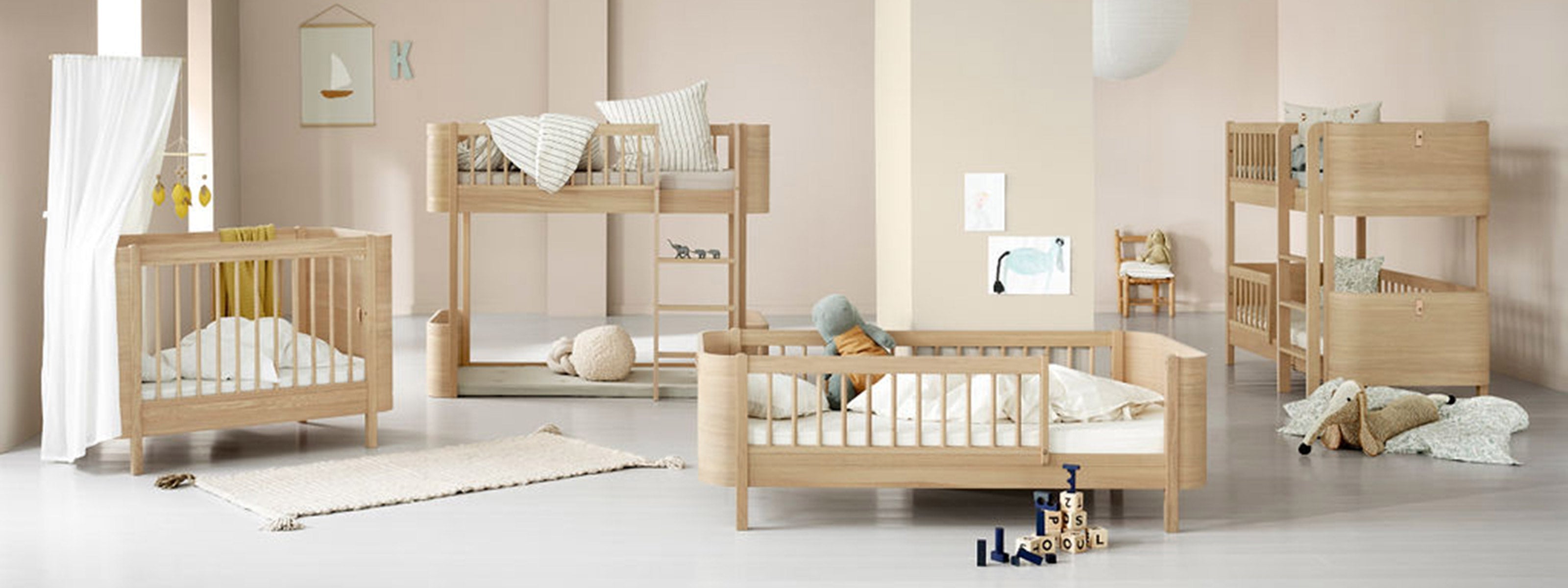 Oliver Furniture Wood Mini+ Bettserie