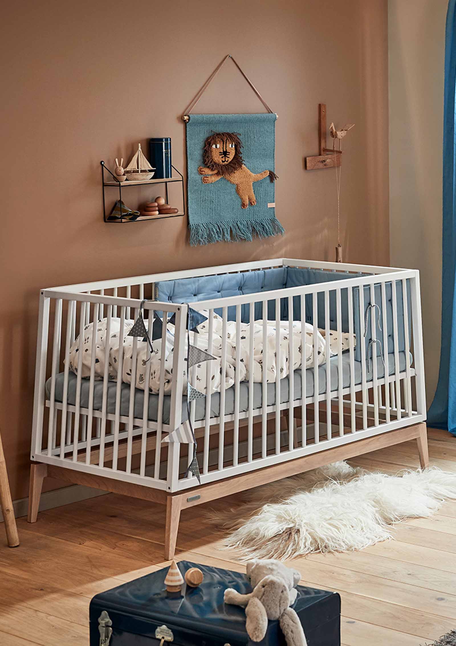 Leander 'Luna' Babybett 140cm weiß/Eiche