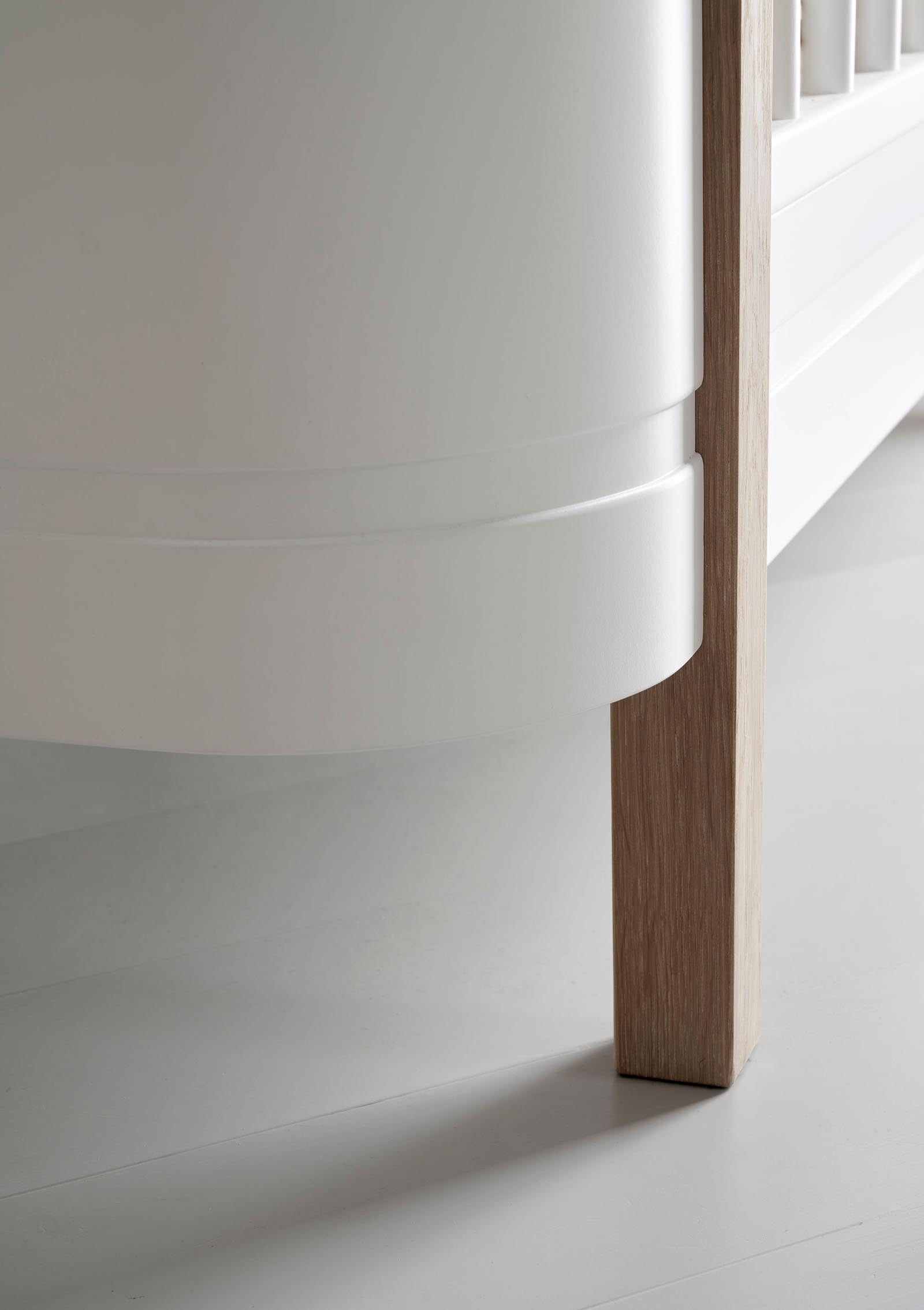 Babybett 'Wood Mini+' Weiß / Eiche 122-162 x 68 cm