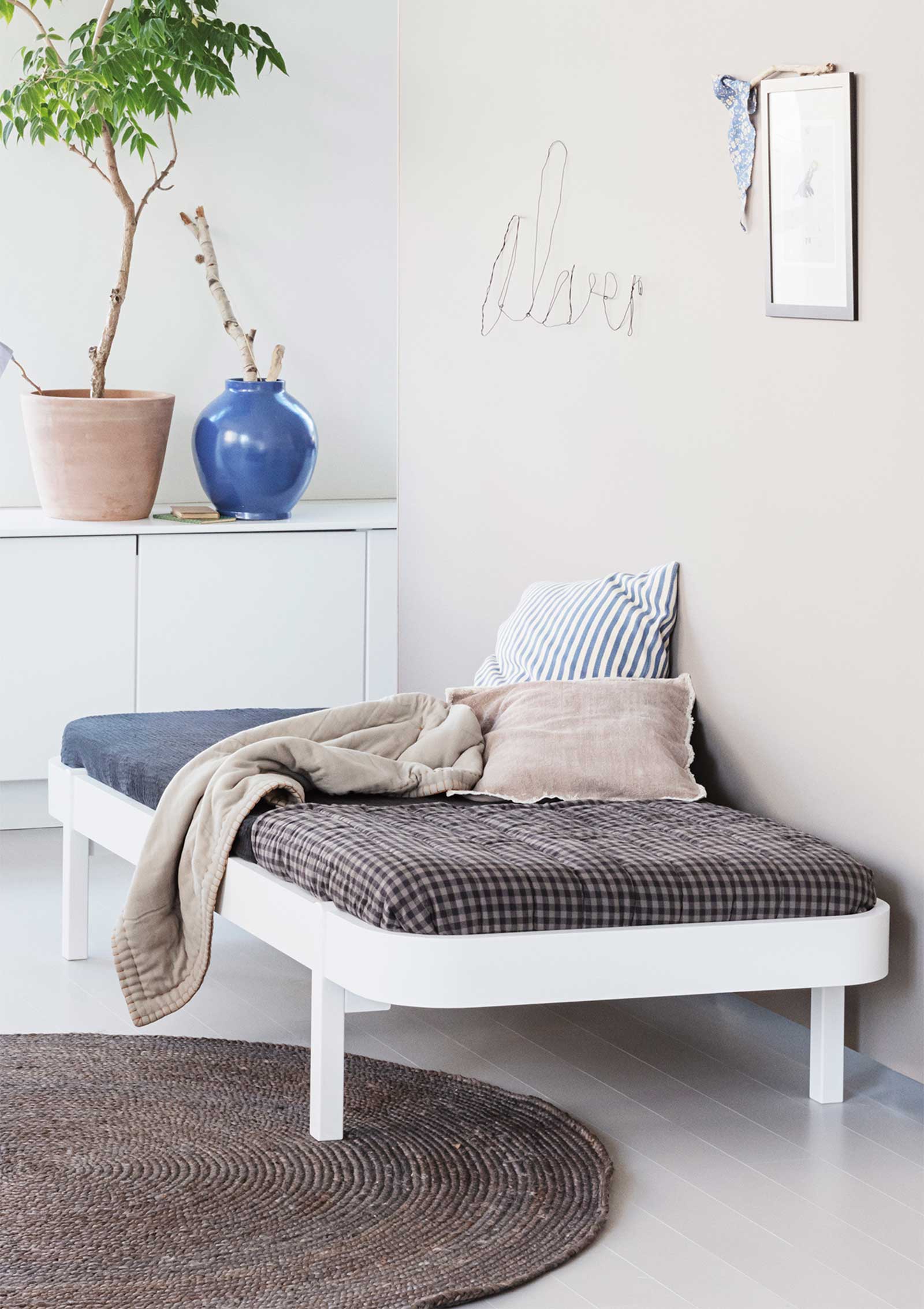 Oliver Furniture Wood Lounger Bett weiß