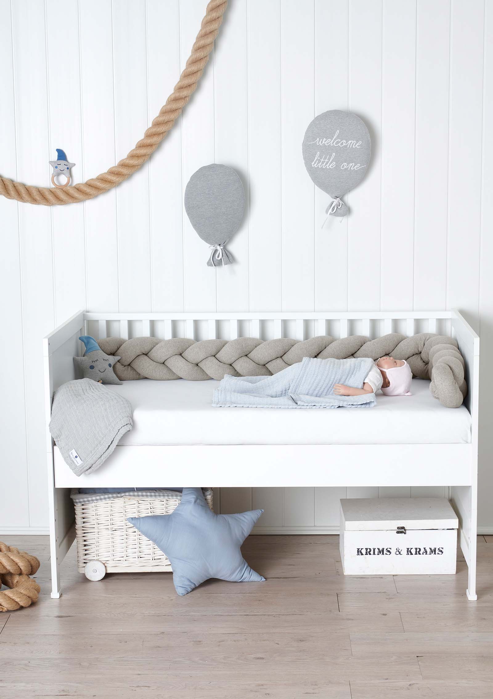 Bettschlange geflochten grau