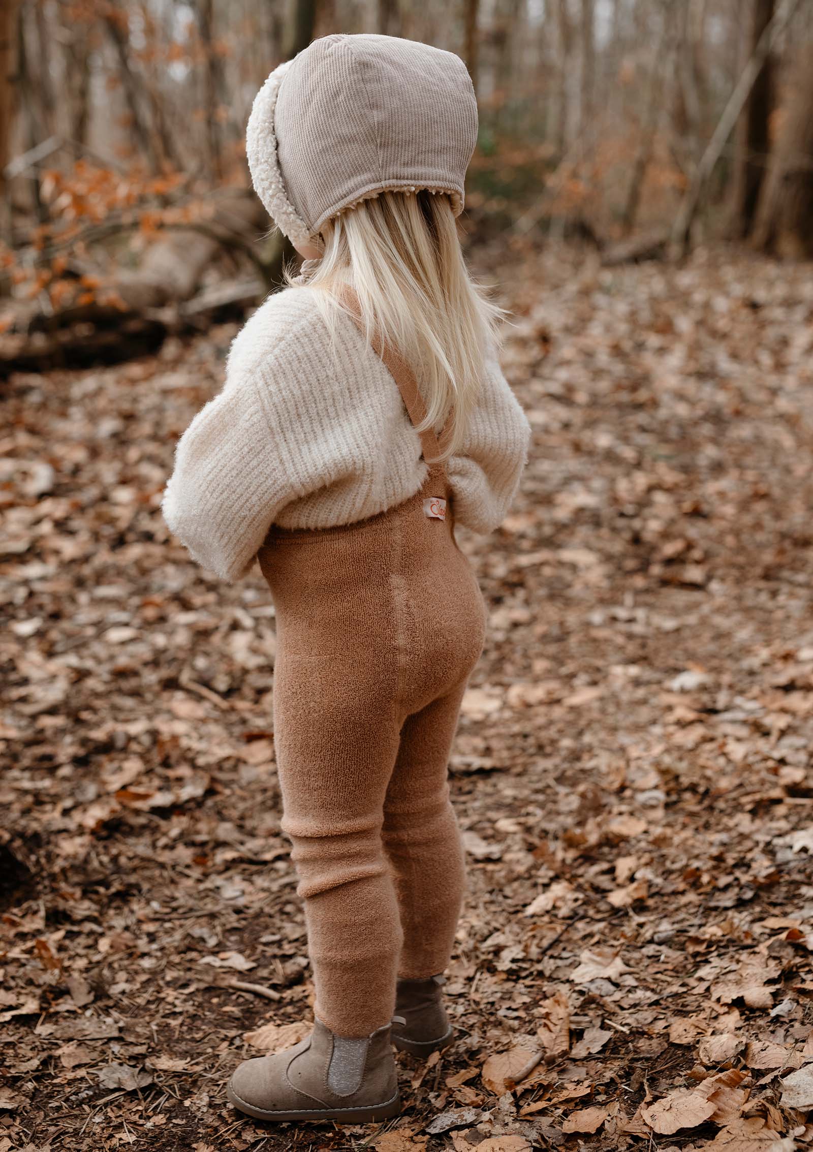 Teddy-Strumpfhose mit Trägern mit Fuß light brown rose