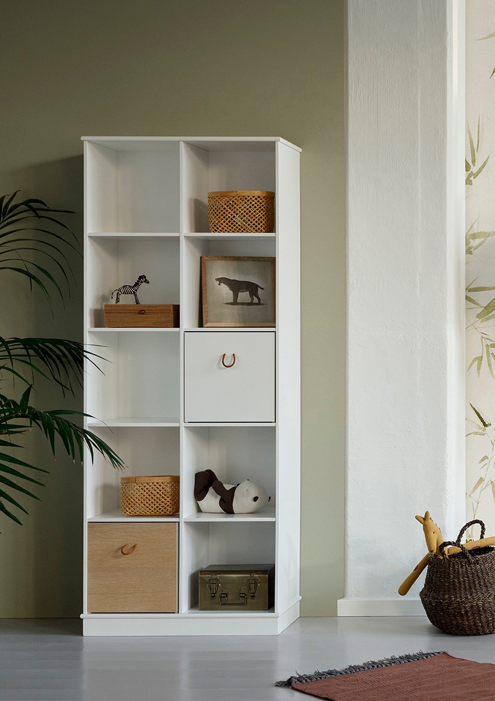 'Wood' Standregal vertikal 2 x 5 m / weiß mit Sockel