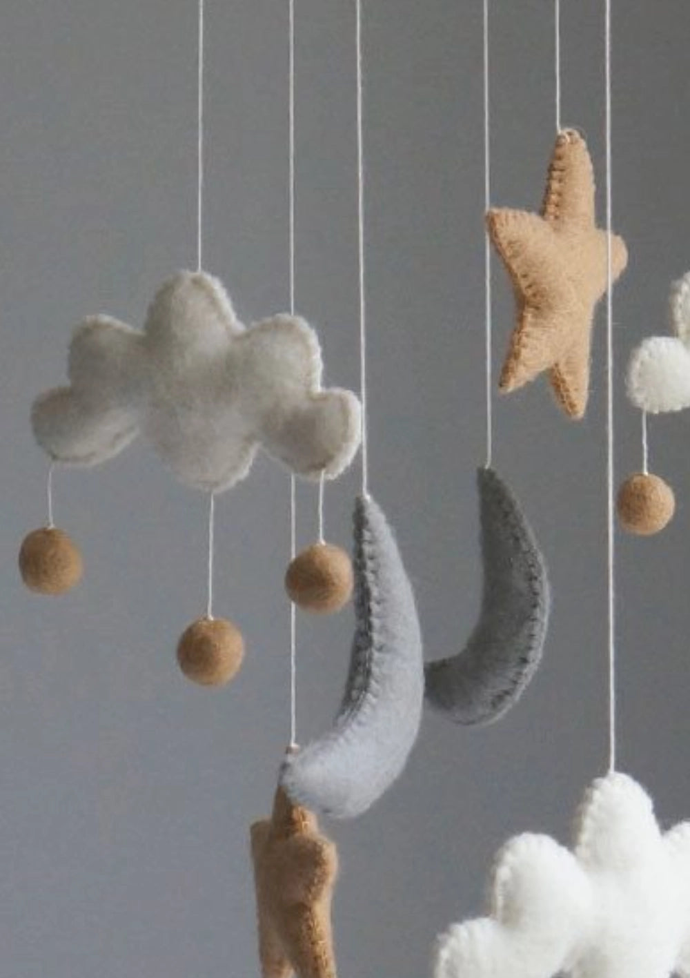 Gamcha Mobile 'Cloud/Moon/Stars' Beige/Grey