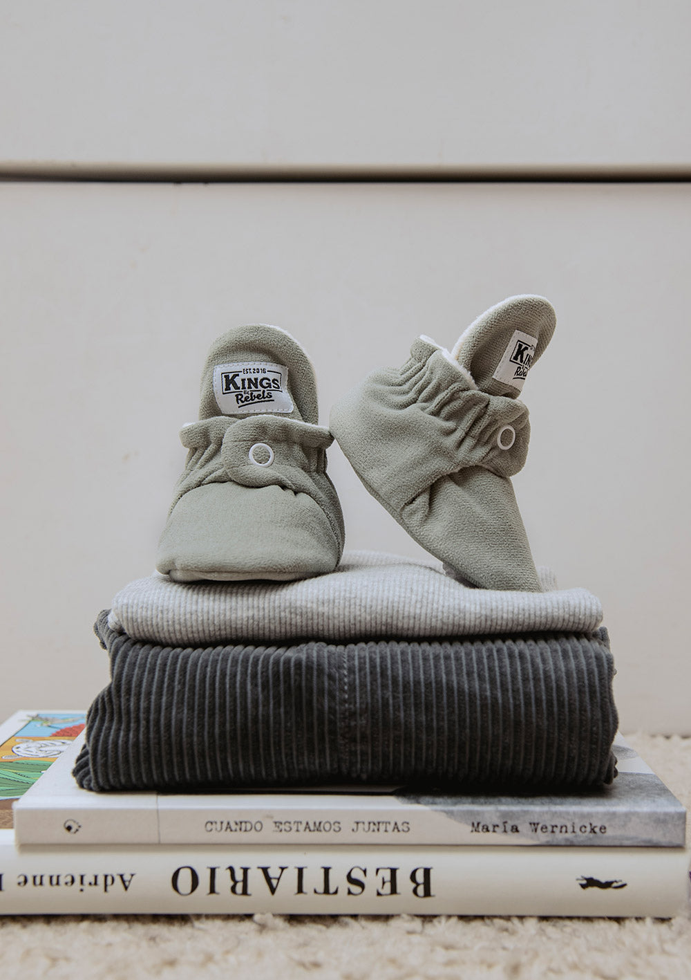Kings&Rebels Baby Booties Gamuza Stone 