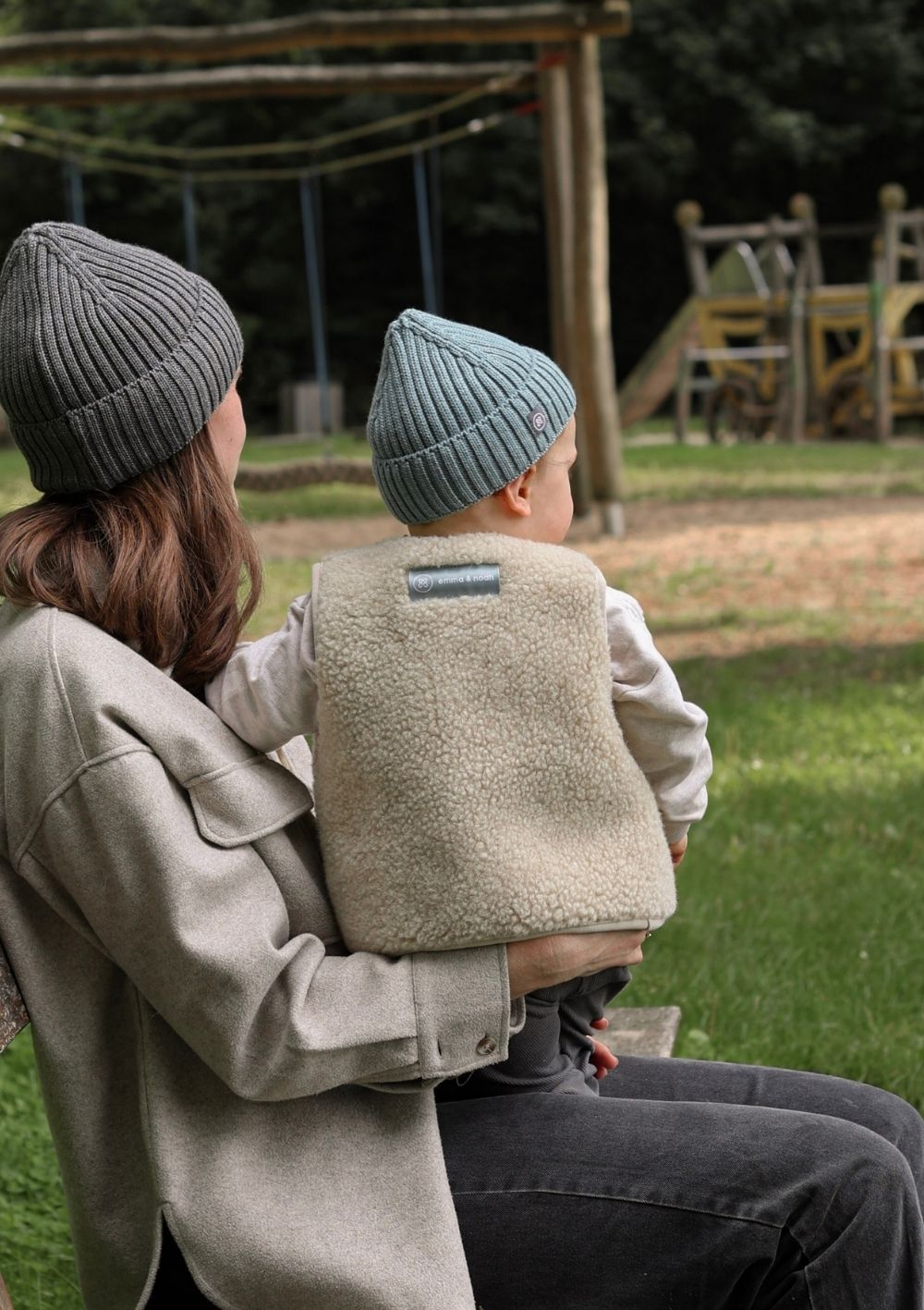 emma & noah Merino Teddy Weste Essential Beige