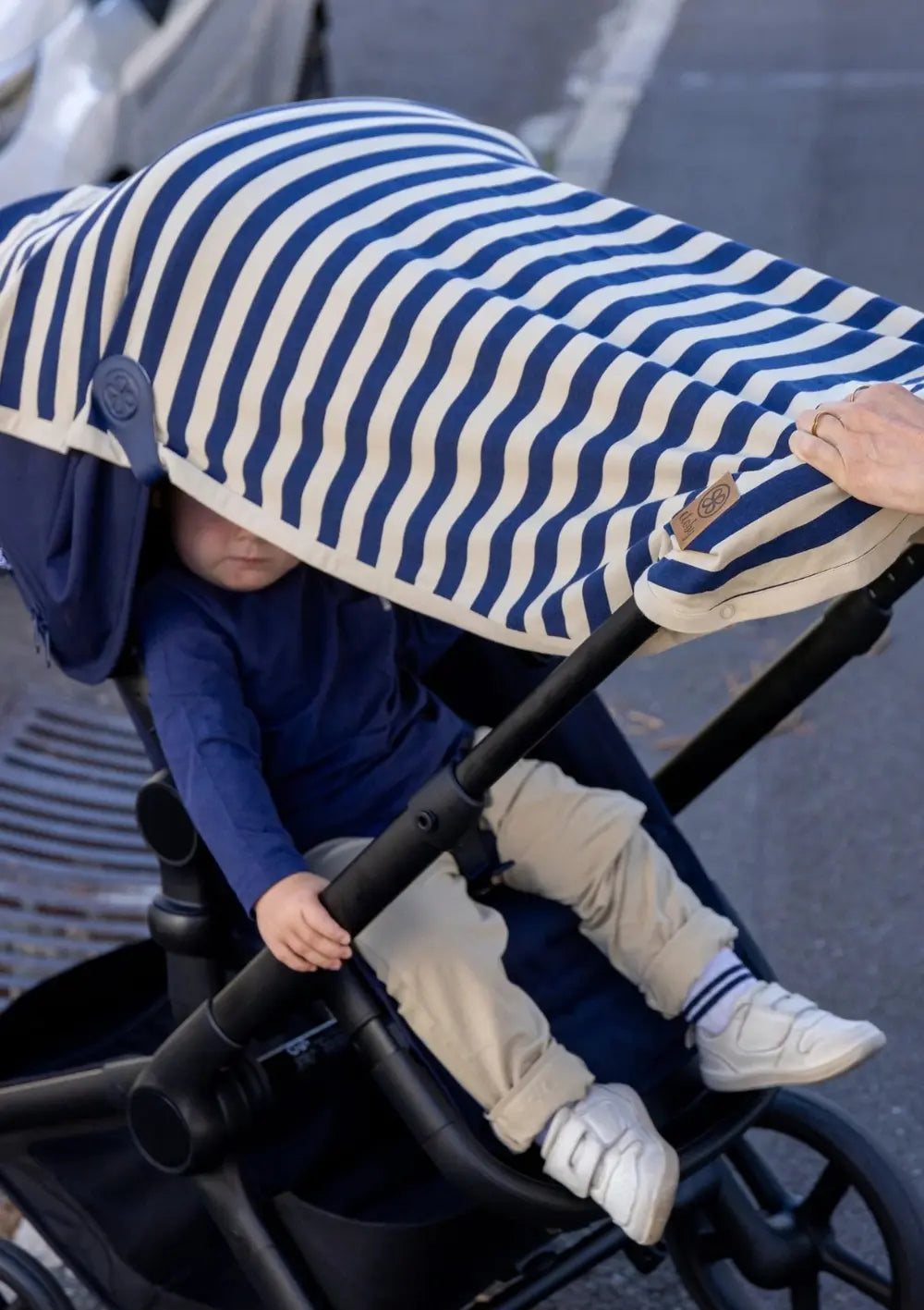 Cloby Multifunktionale UV-Decke UPF 50+ Navy Stripe