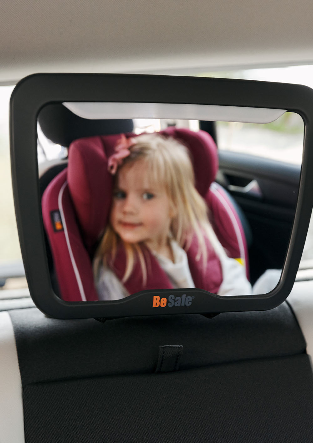 BeSafe XL2 Babyspiegel mit LED-Licht und Fernbedienung 